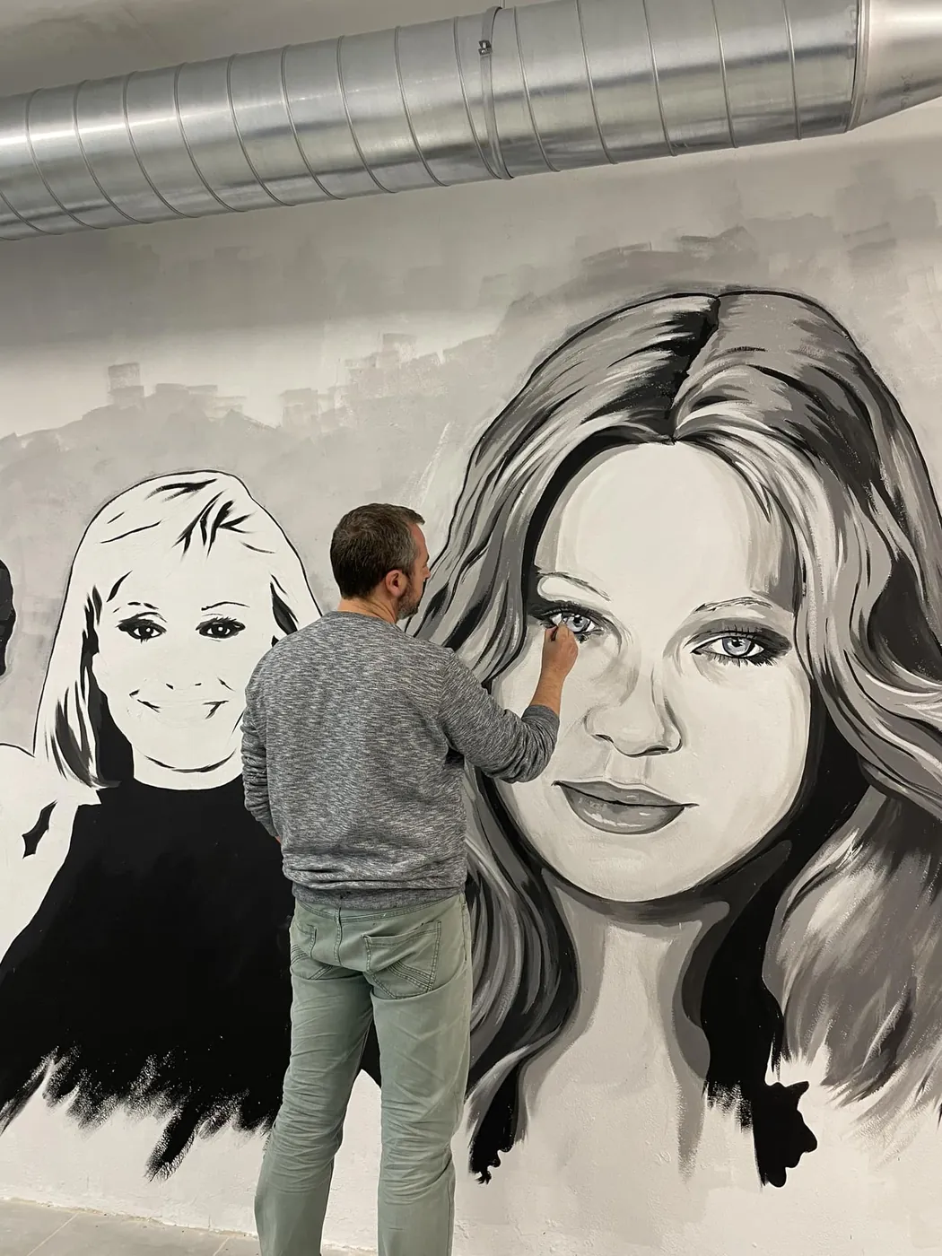 Obra de muralismo en Valencia